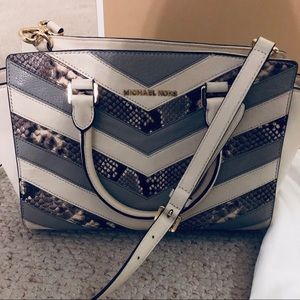 Winter White Leather Michael Kors Bag